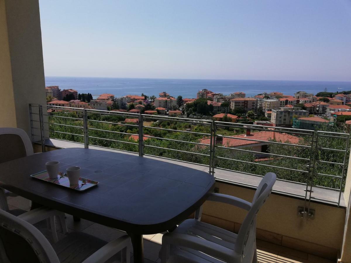 Sugli Allori Diano Marina Exterior foto